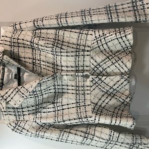 Black house white market tweed blazer